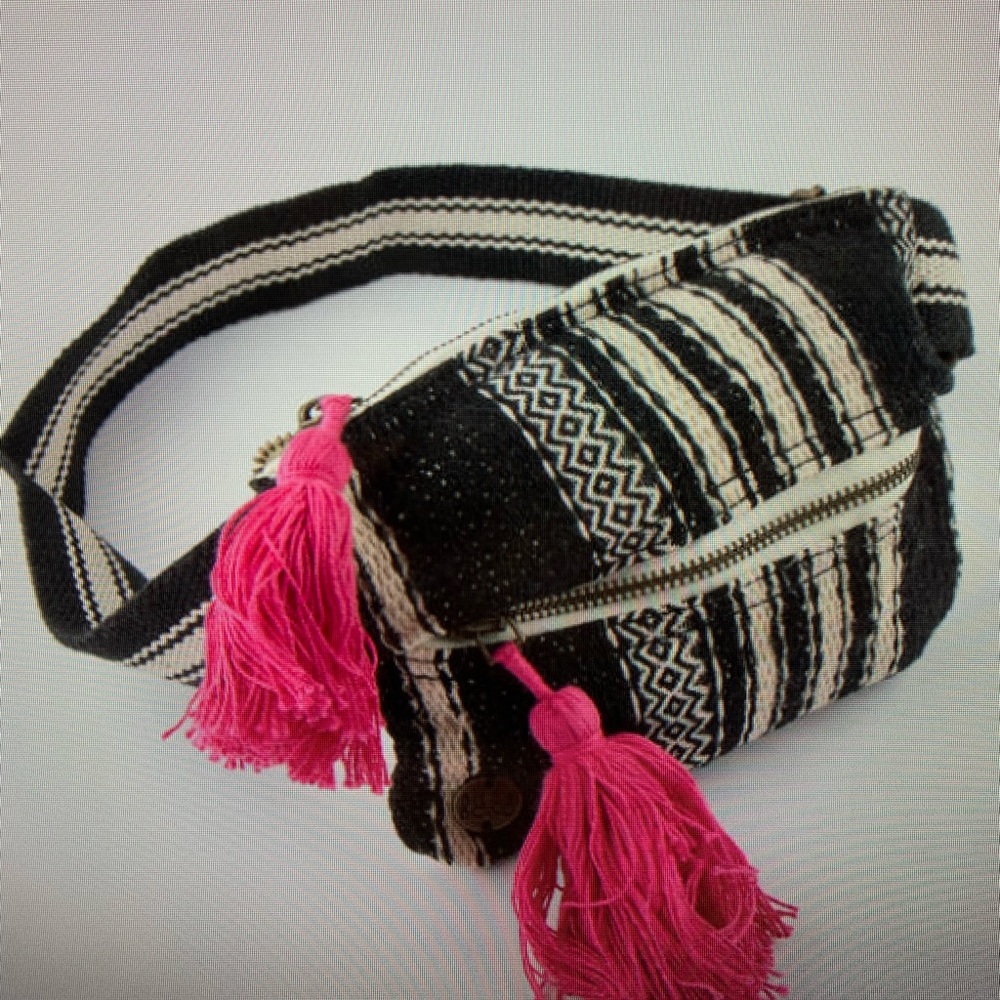 NWT Billabong Fiesta Fanny Pack